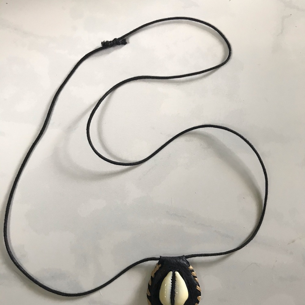 Shell Boho Necklace - Picture 2 of 9